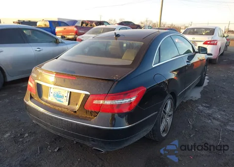 2013 Mercedes-Benz E 350 z USA, uszkodzony, nr VIN WDDKJ5KB9DF195090